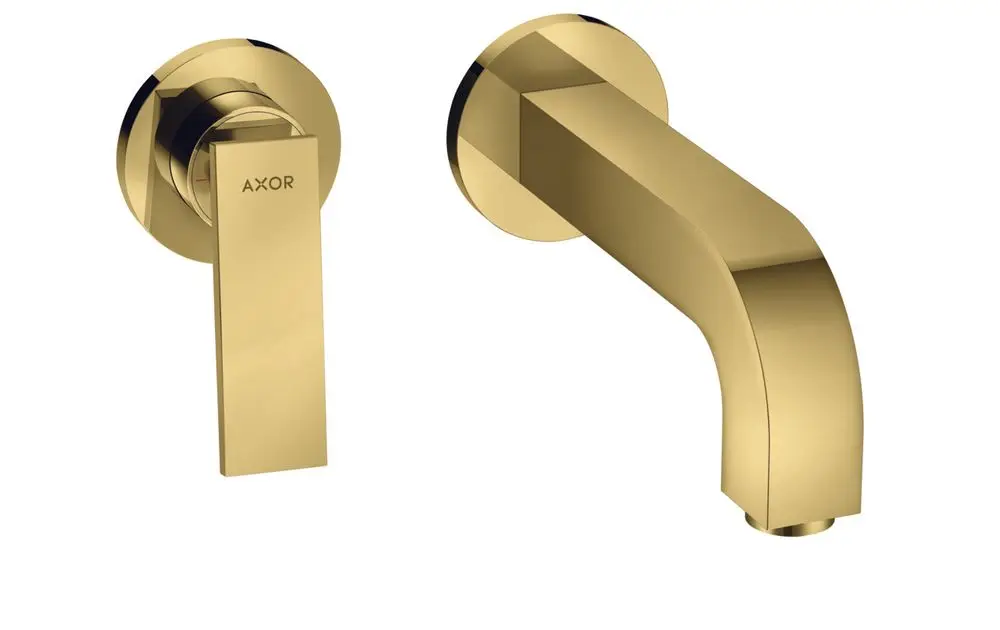 Wandmontierter Wasserhahn von AXOR mit einem Hebelgriff und einem geraden Auslauf. Die Oberfläche ist in Polished Gold Optic gehalten.